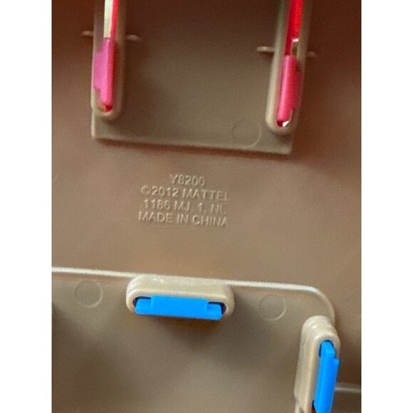 Fisher-Price Little People Corner Market Playset With Figures - Picture 8 of 8